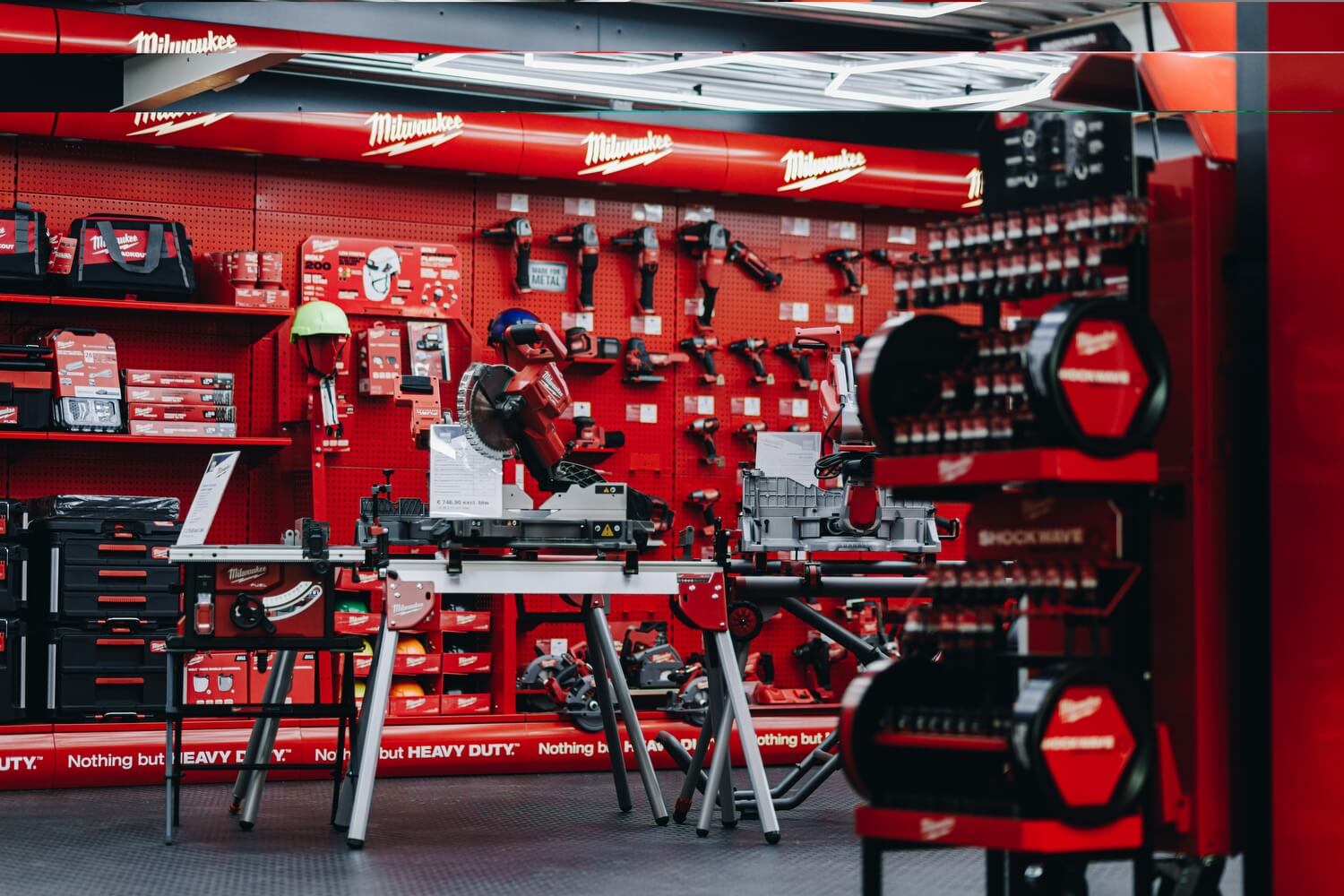 Top 10 Milwaukee Gereedschappen die Elke Doe-Het-Zelver Moet Hebben - bho_2023-4215